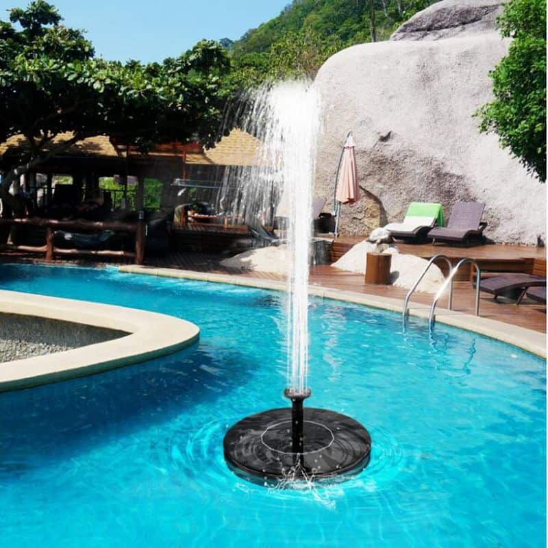 How do pool fountains work?